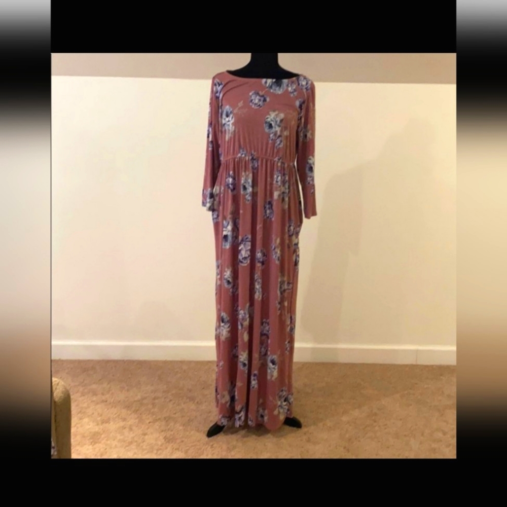 🧚‍♀️🦄NWOT 3X Emerald Mauve Floral Maxi Dress